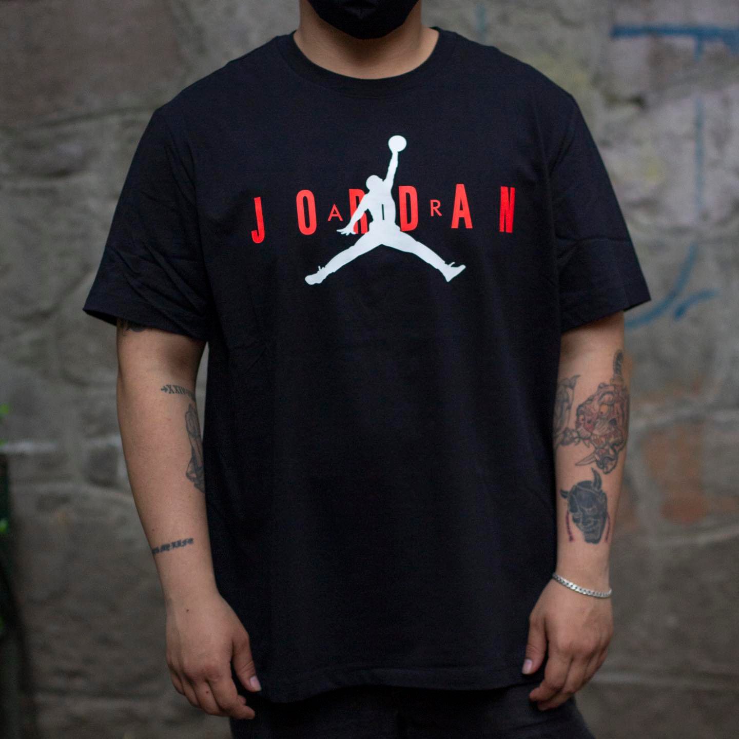 PLAYERA JORDAN WORDMARK BLACK INFRARED