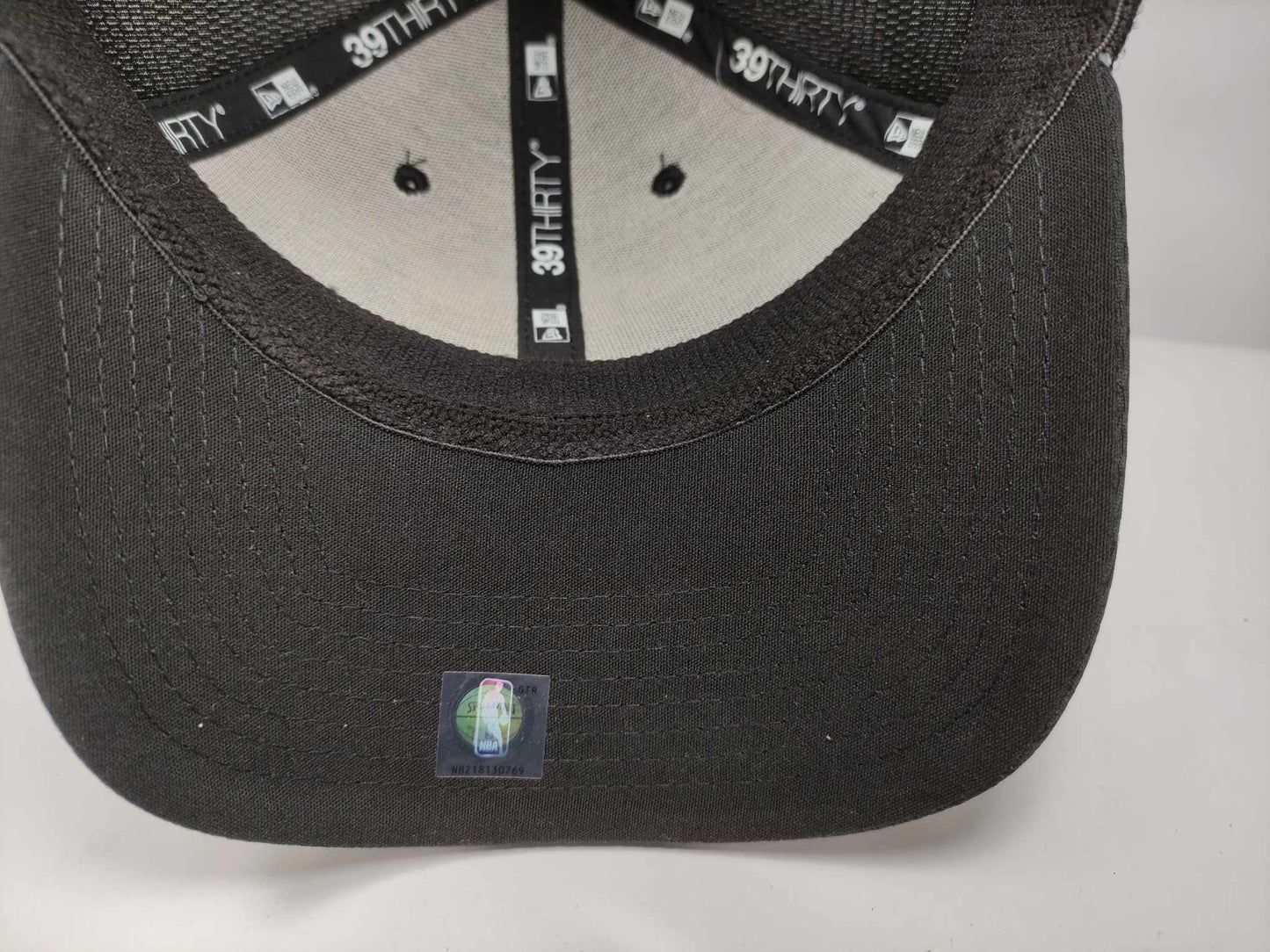 GORRA CURVA NEW ERA BULLS CERRADA (M/L)