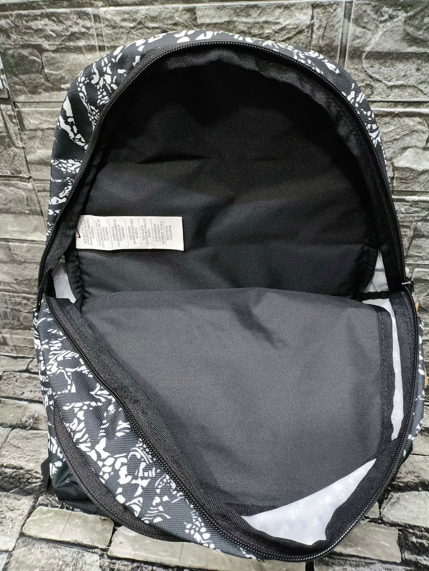 MOCHILA NIKE ELEMENTAL GRAPHIC (40 ALTO X 28 ANCHO)