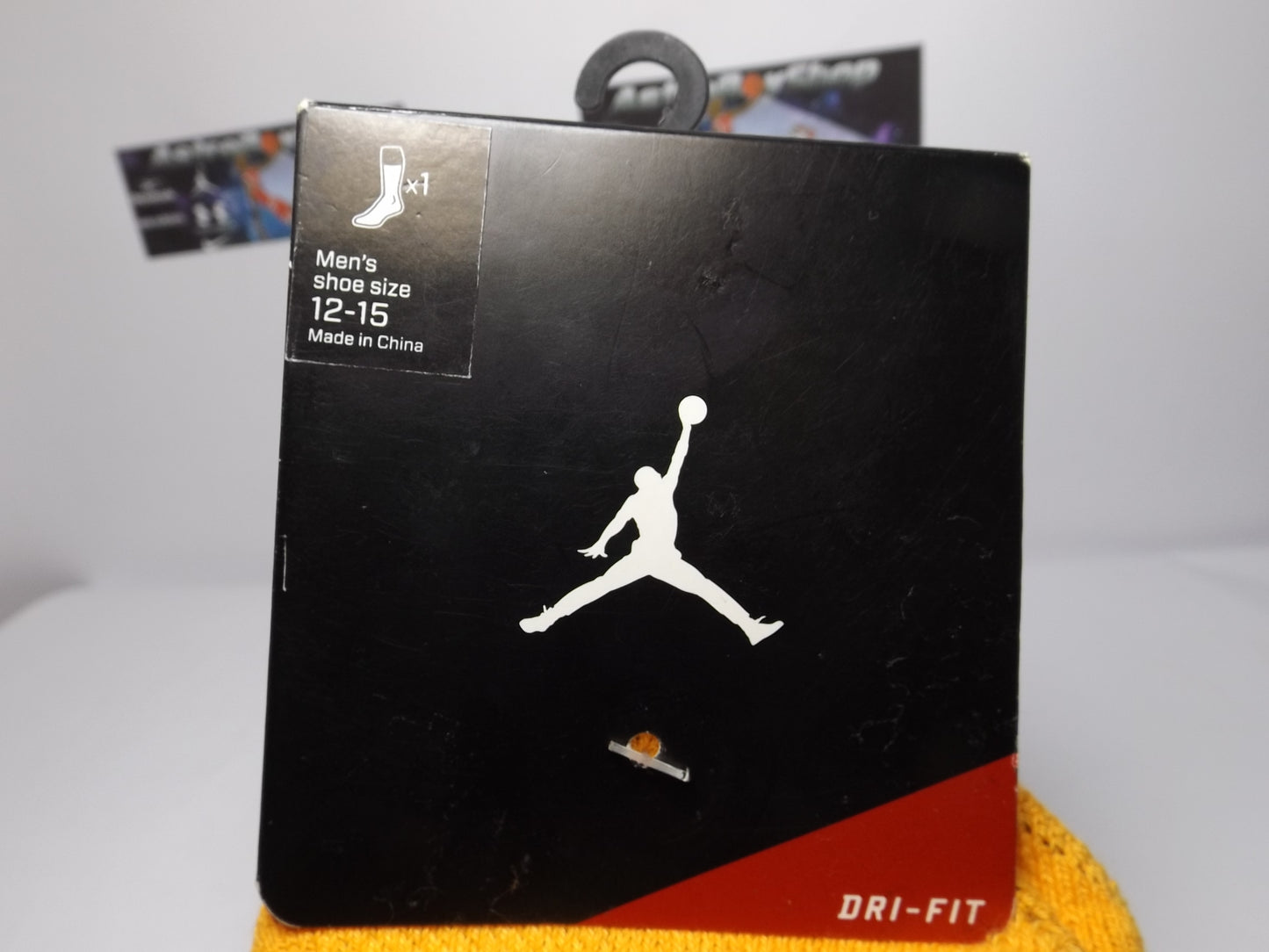 CALCETAS JORDAN BLACK YELLOW DRI-FIT GRUESAS (XL)