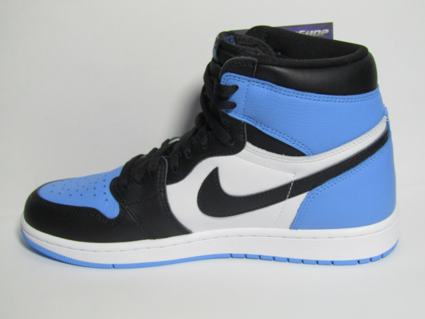 JORDAN 1 HIGH OG "UNC" EN CAJA