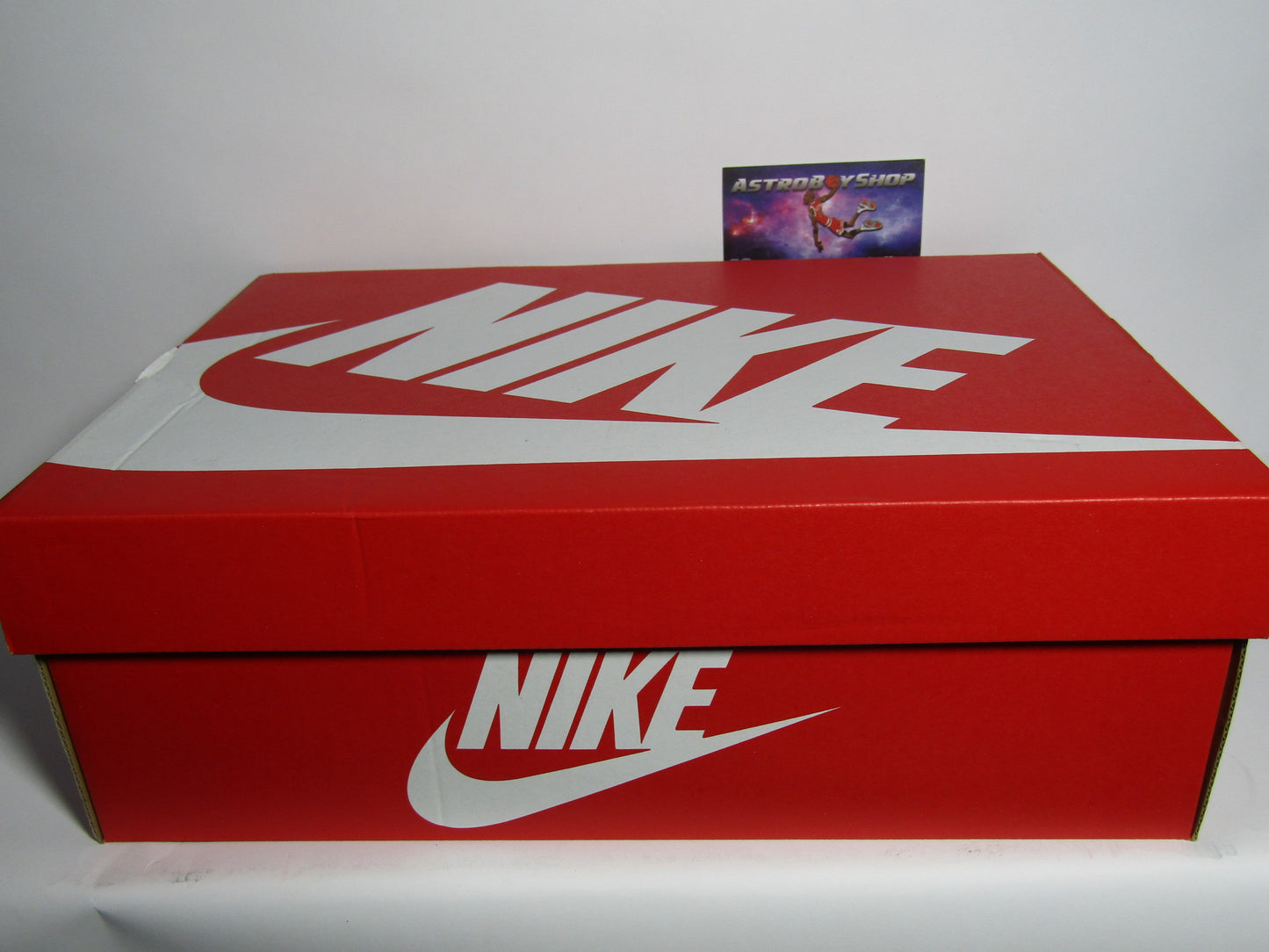 NIKE DUNK LOW BLACK AND WHITE EN CAJA