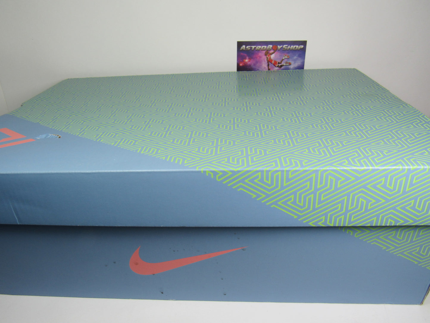 GIANNIS FREAK 4 COLISEO EN CAJA