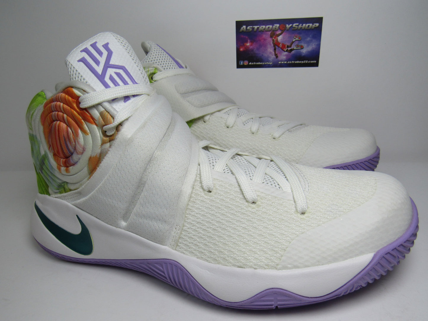 KYRIE 2 PASCUA EN CAJA DE REPUESTO