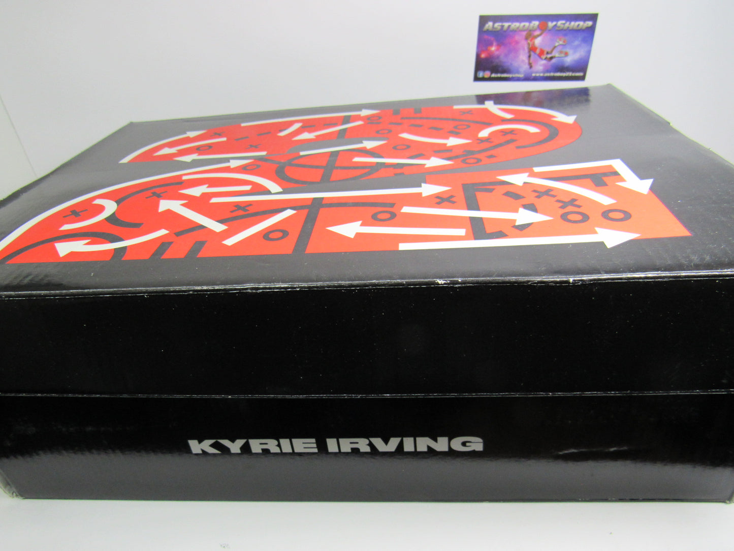 KYRIE 2 PASCUA EN CAJA DE REPUESTO