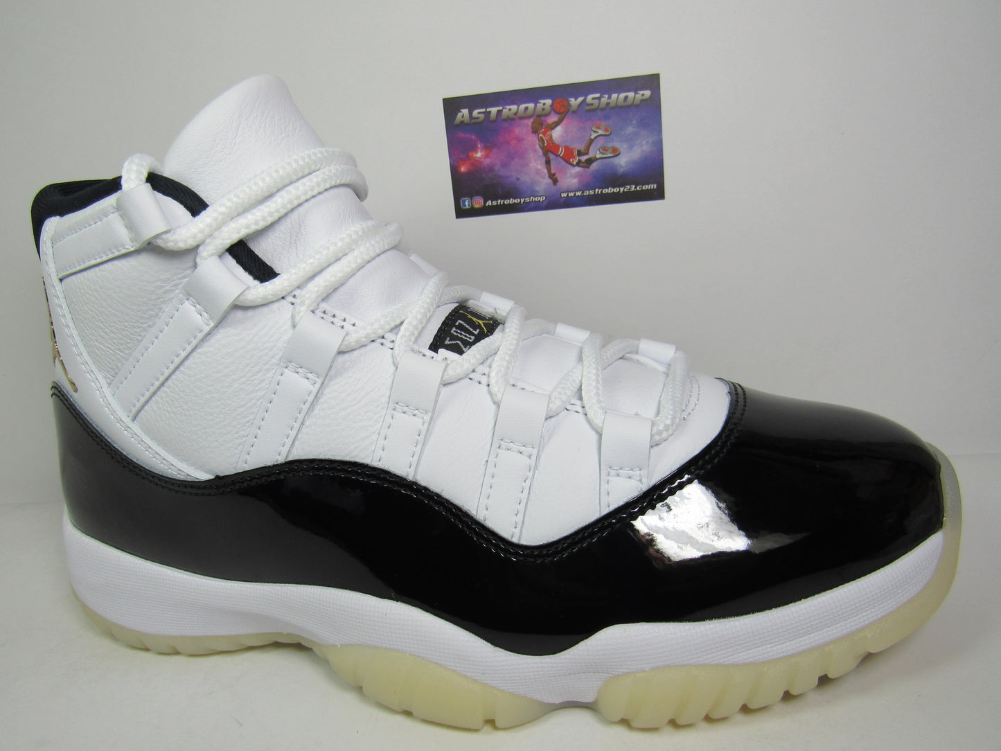 JORDAN XI GRATITUDE DMP 2023 GOLD EN CAJA
