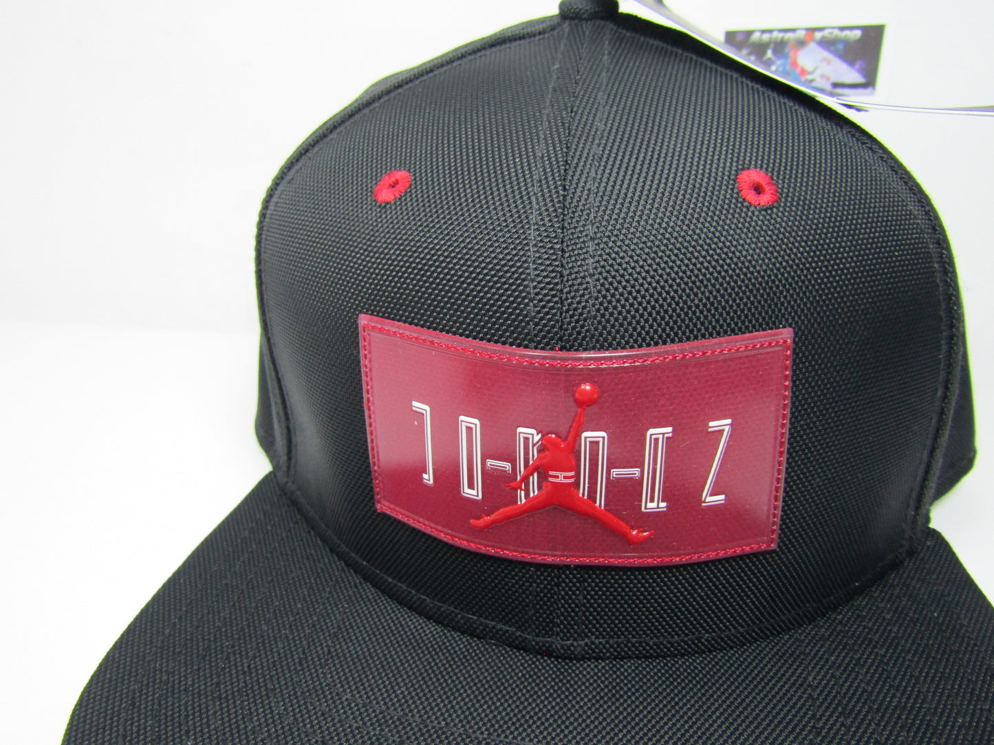 GORRA JORDAN XI BRED PLANA UNITALLA