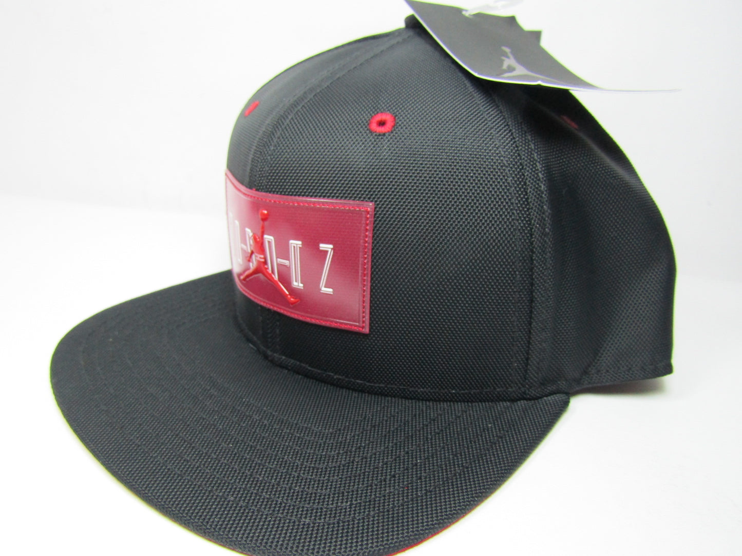 GORRA JORDAN XI BRED PLANA UNITALLA