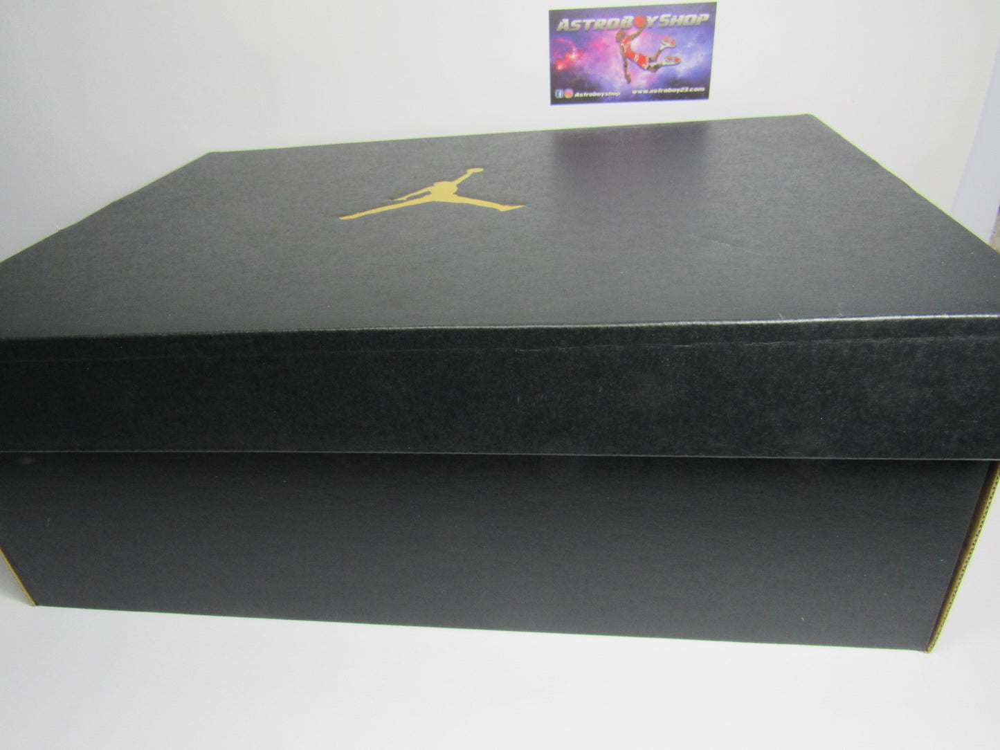 JORDAN 1 MID "SMOKE GREY" EN CAJA