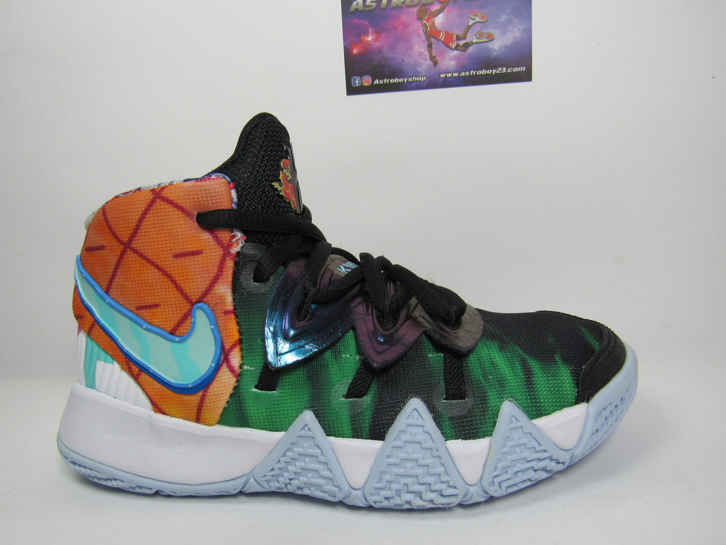 KYRIE KYBRID BEST OFF EN CAJA NIKE