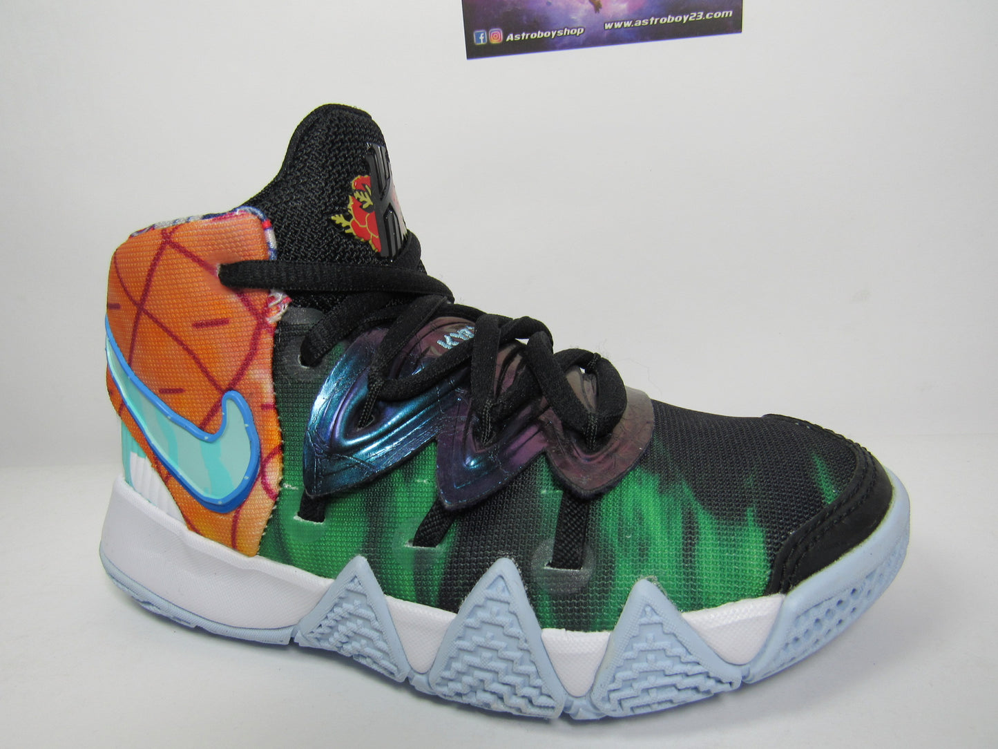 KYRIE KYBRID BEST OFF EN CAJA NIKE
