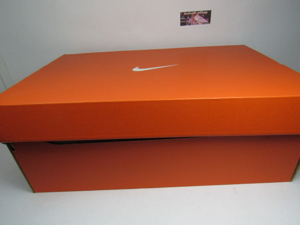 NIKE FLY B MID BLACK EN CAJA