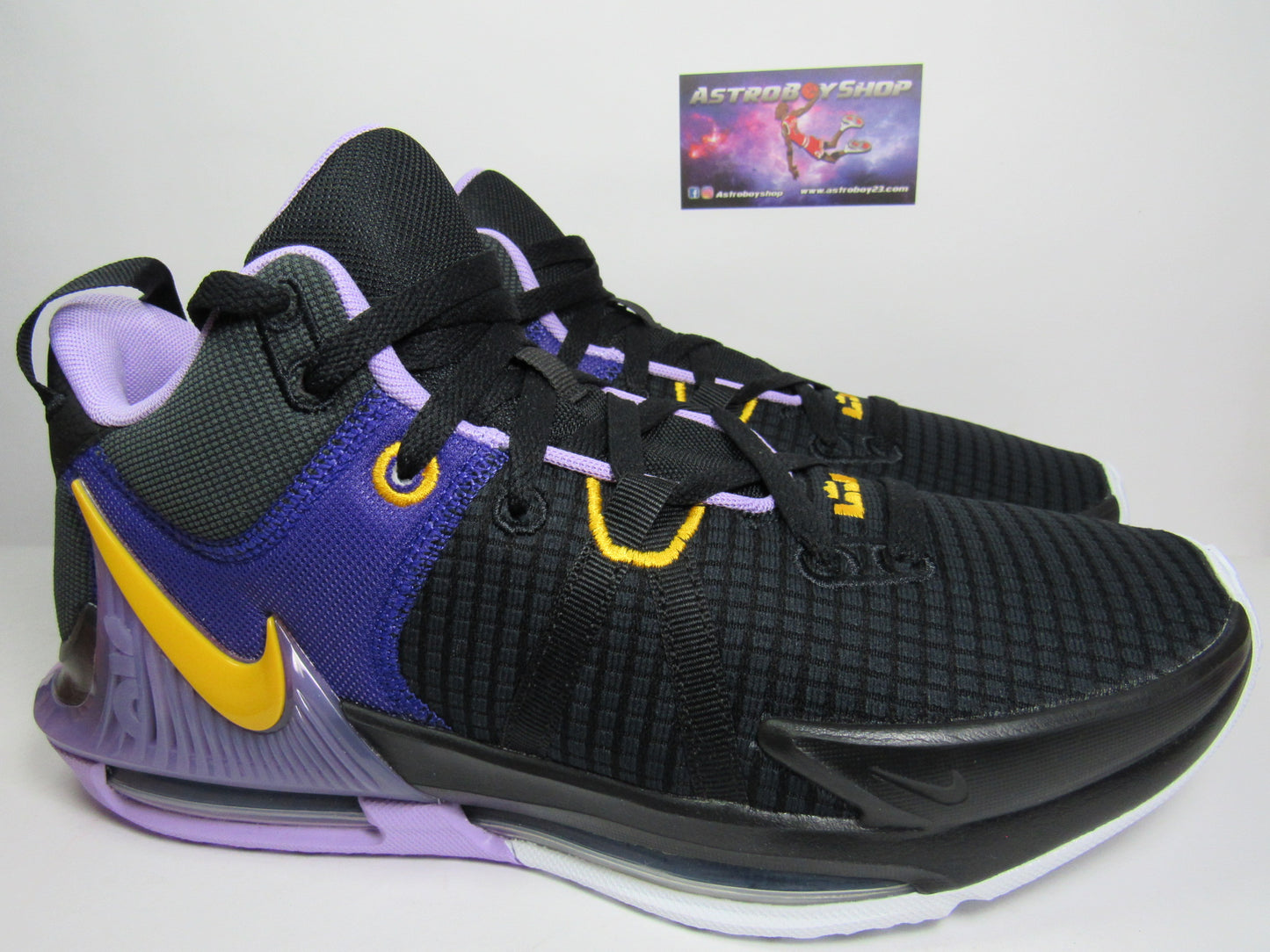 LEBRON WITNESS 7 LAKERS HOME EN CAJA