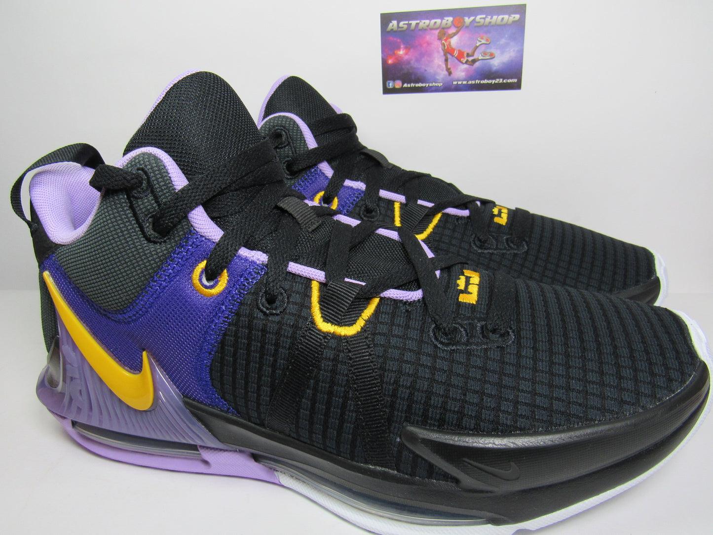 LEBRON WITNESS 7 LAKERS HOME EN CAJA