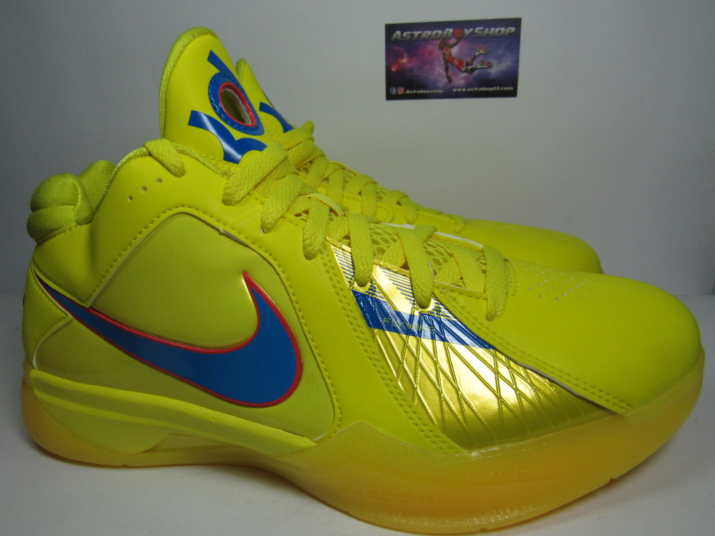 KEVIN DURANT 3 CHRISTMAST EN CAJA DE REPUESTO