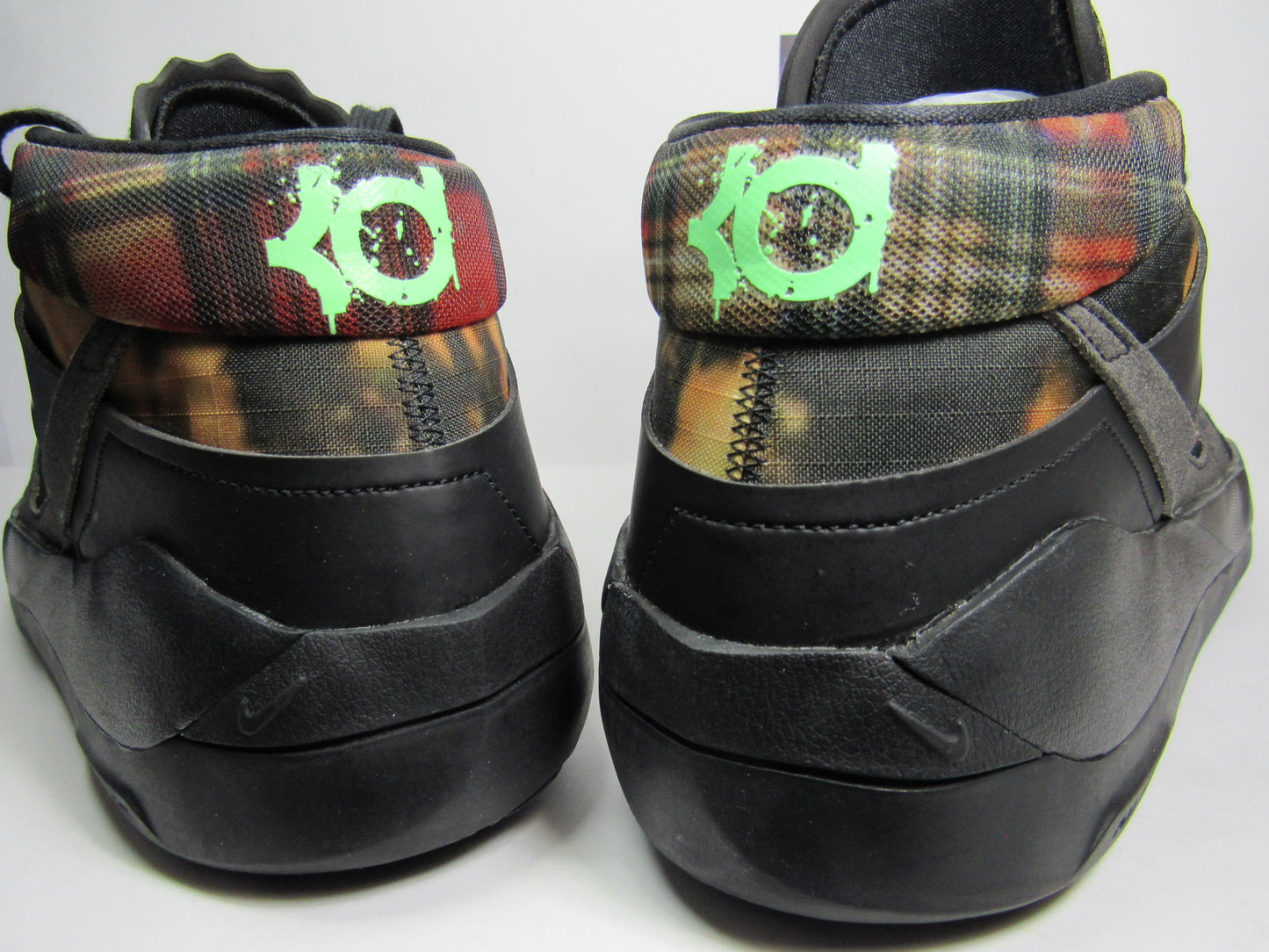 KEVIN DURANT 13 PLAID EN CAJA