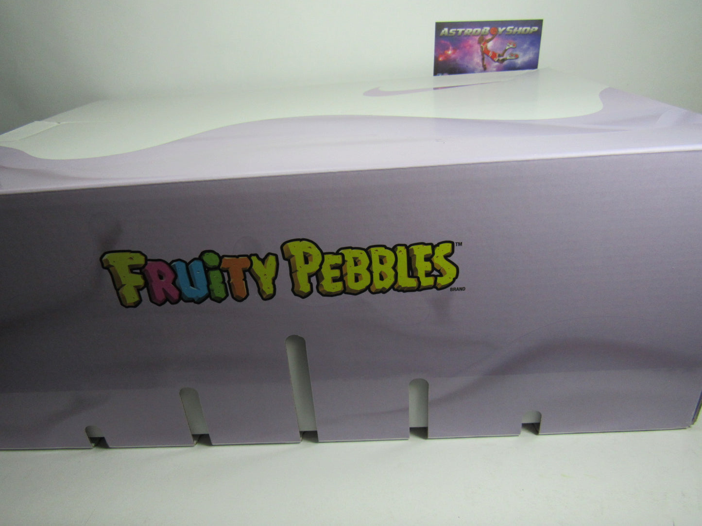 LEBRON 4 FRUITY PEBBLES EN CAJA