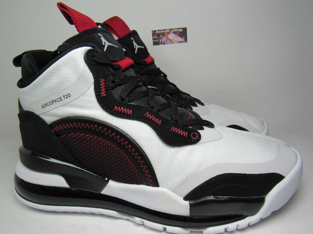 JORDAN AEROSPACE 720 WHITE & BLACK EN CAJA