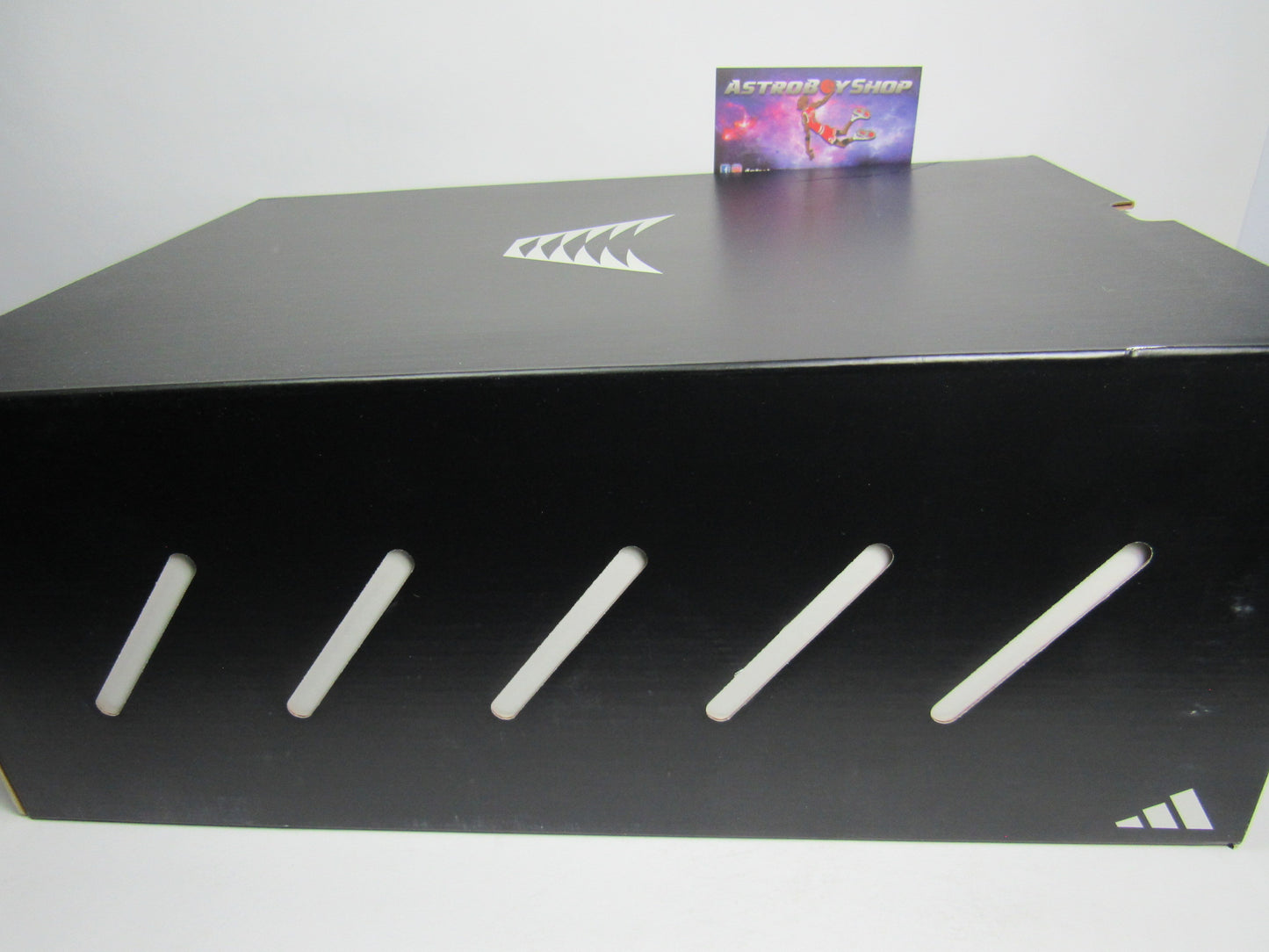 ADIDAS AE1 ANTONHY EDWARDS NEW WAVE EN CAJA