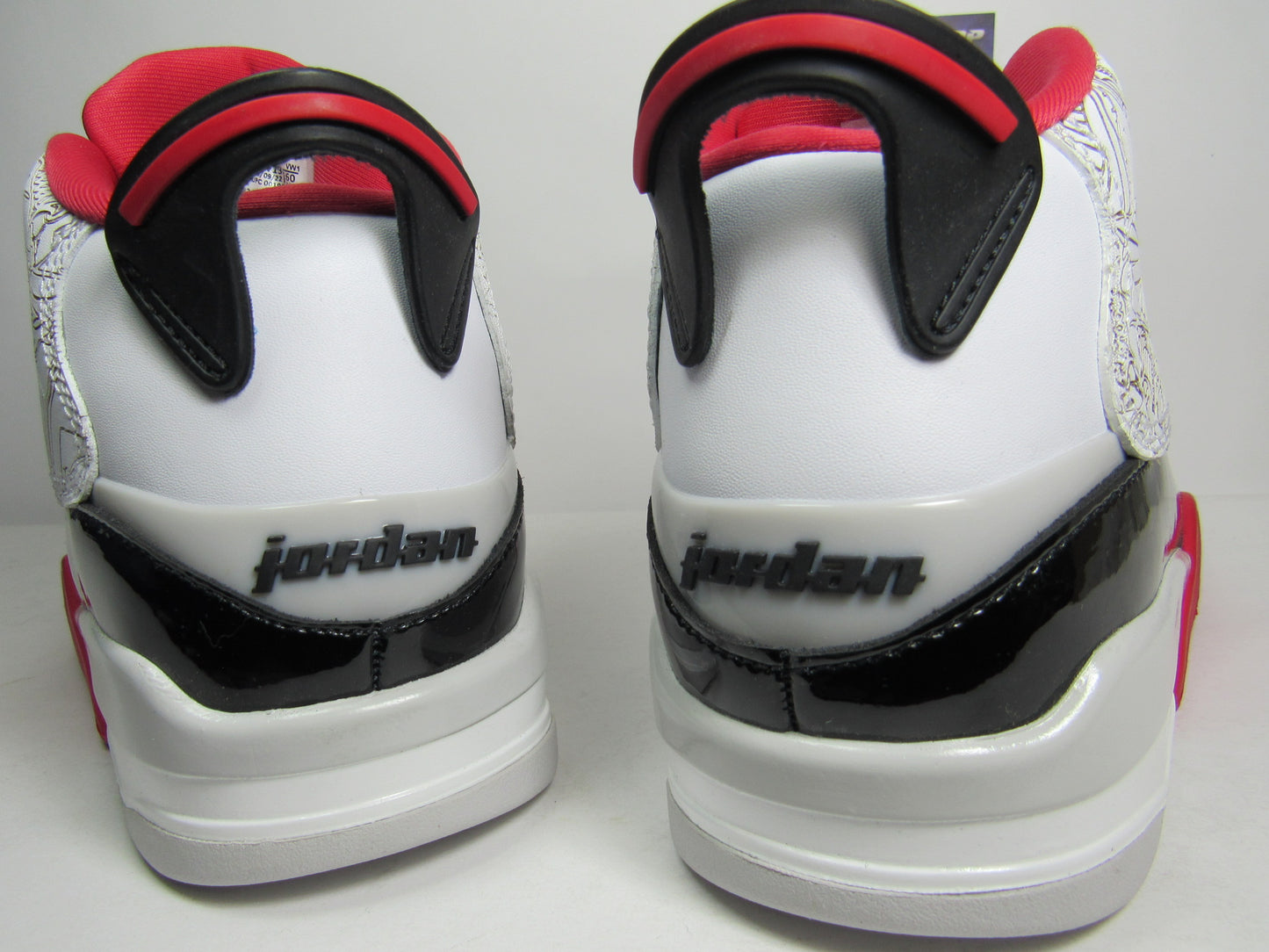 JORDAN DUB ZERO KIDS VARSITY RED EN CAJA
