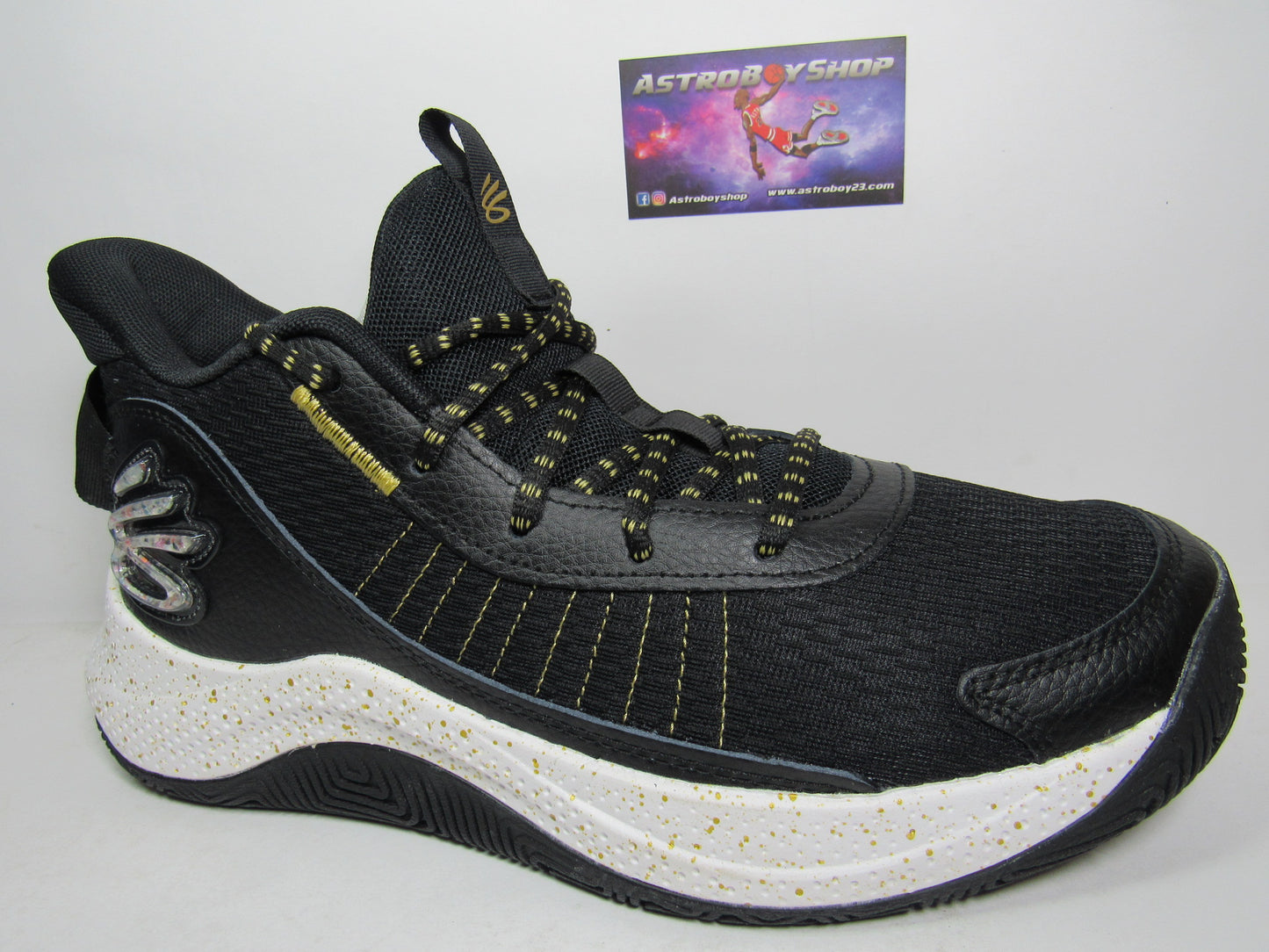 CURRY 3Z7 BLACK EDITION EN CAJA