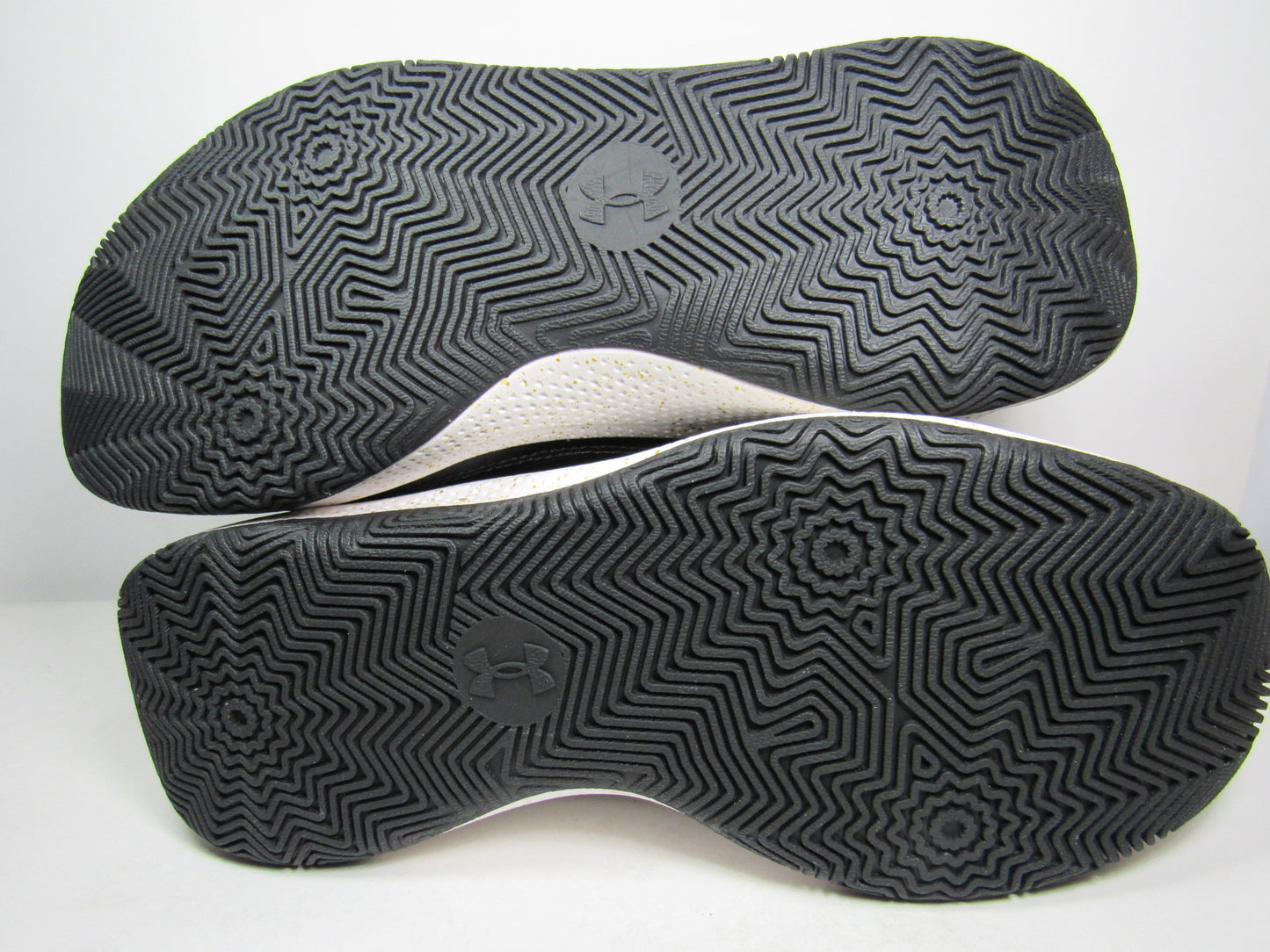 CURRY 3Z7 BLACK EDITION EN CAJA
