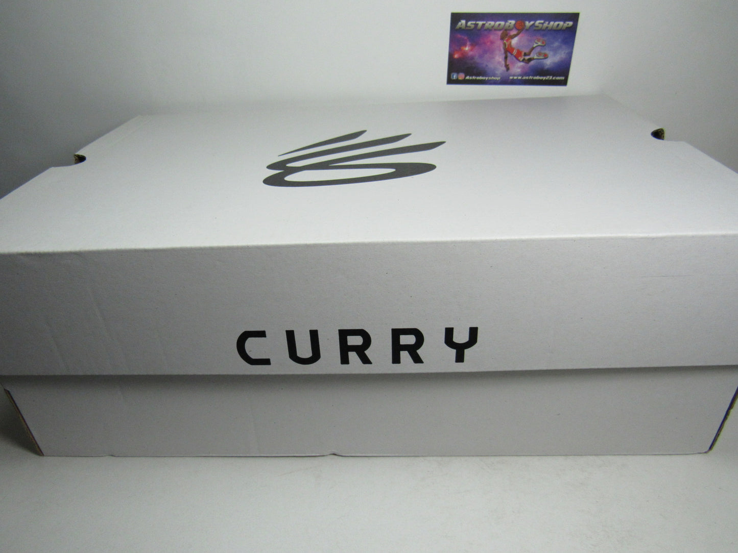 CURRY 3Z7 BLACK EDITION EN CAJA