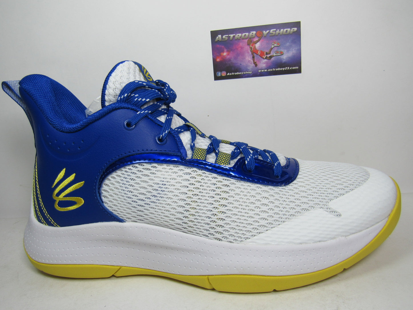 CURRY 3Z6 WARRIORS EN CAJA