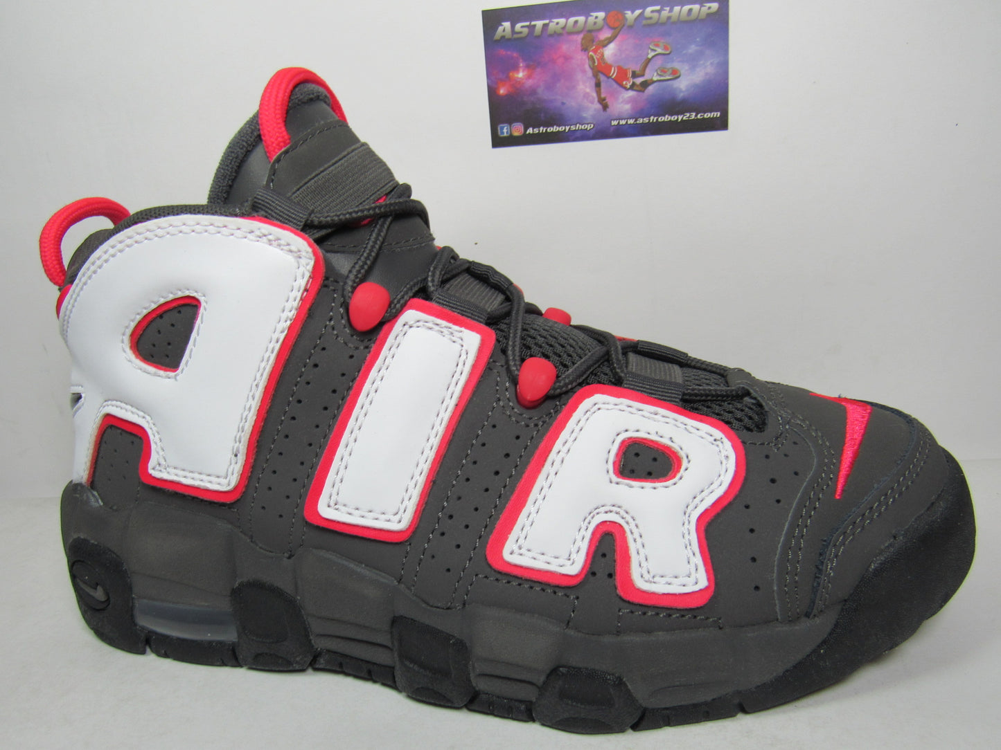PIPPEN AIR MORE UPTEMPO KIDS BROWN BULLS EN CAJA