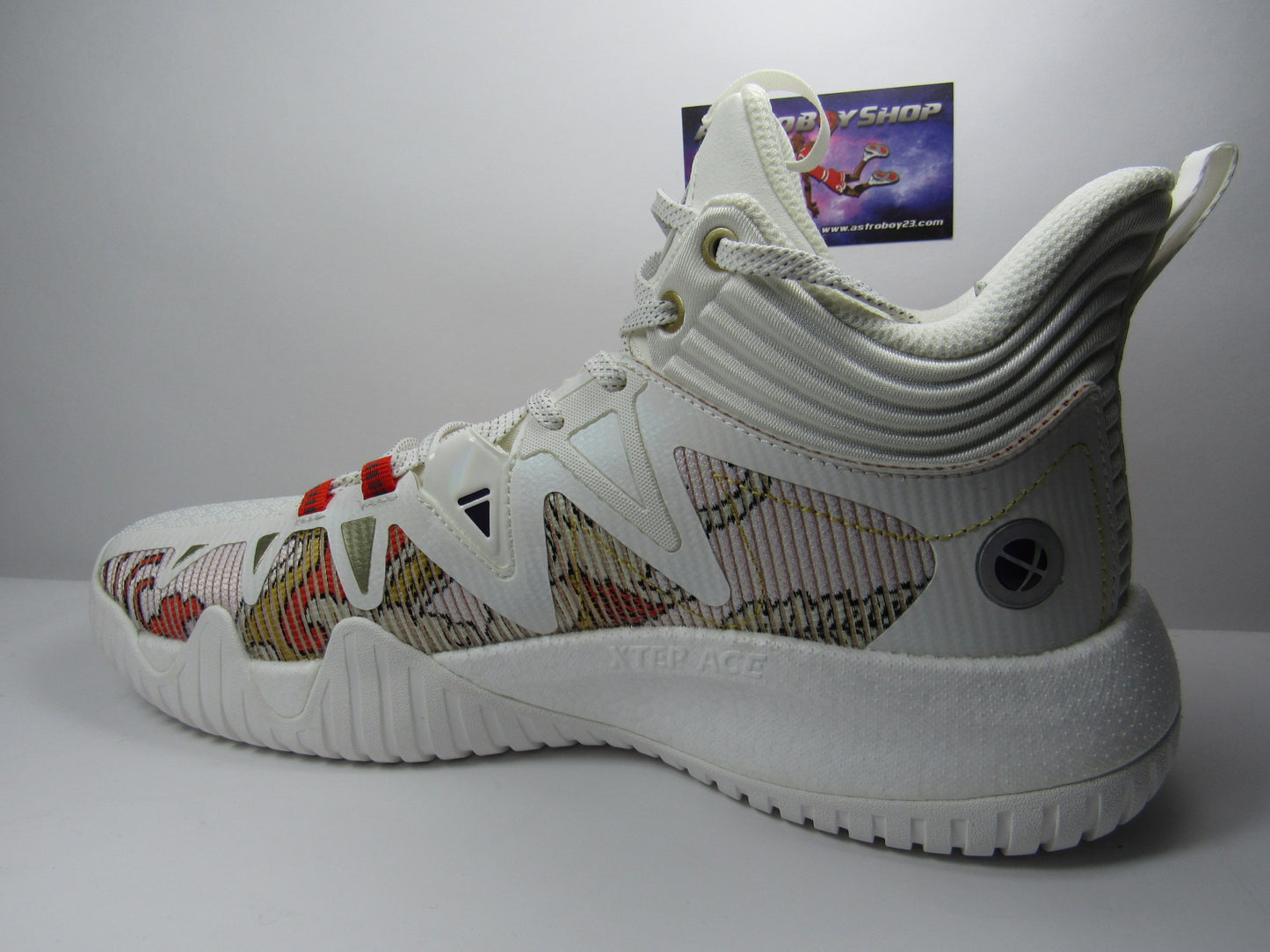 XTEP LINGREEN MICHAEL BEASLEY WHITE EN CAJA