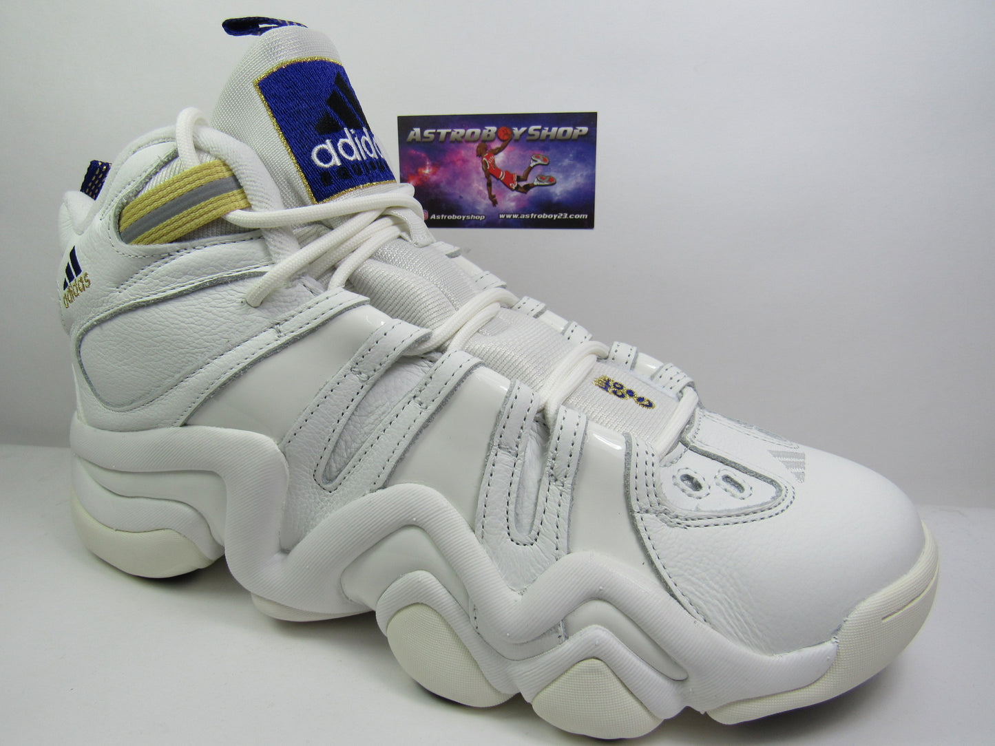 KOBE CRAZY 8 LAKERS EN CAJA