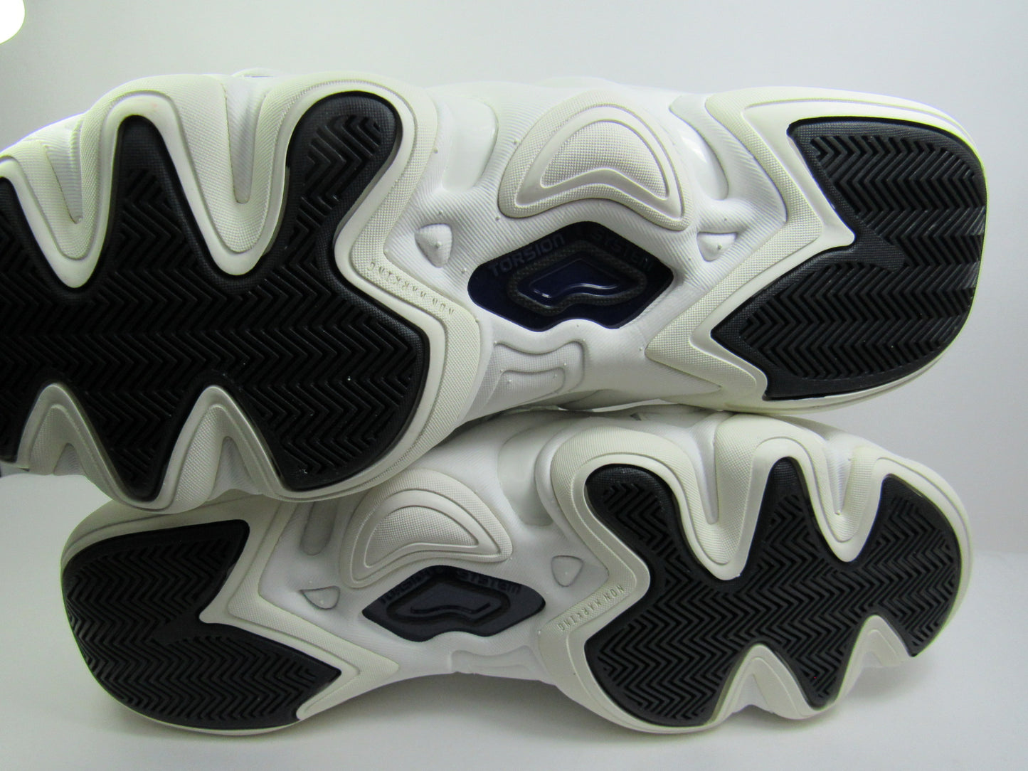 KOBE CRAZY 8 LAKERS EN CAJA