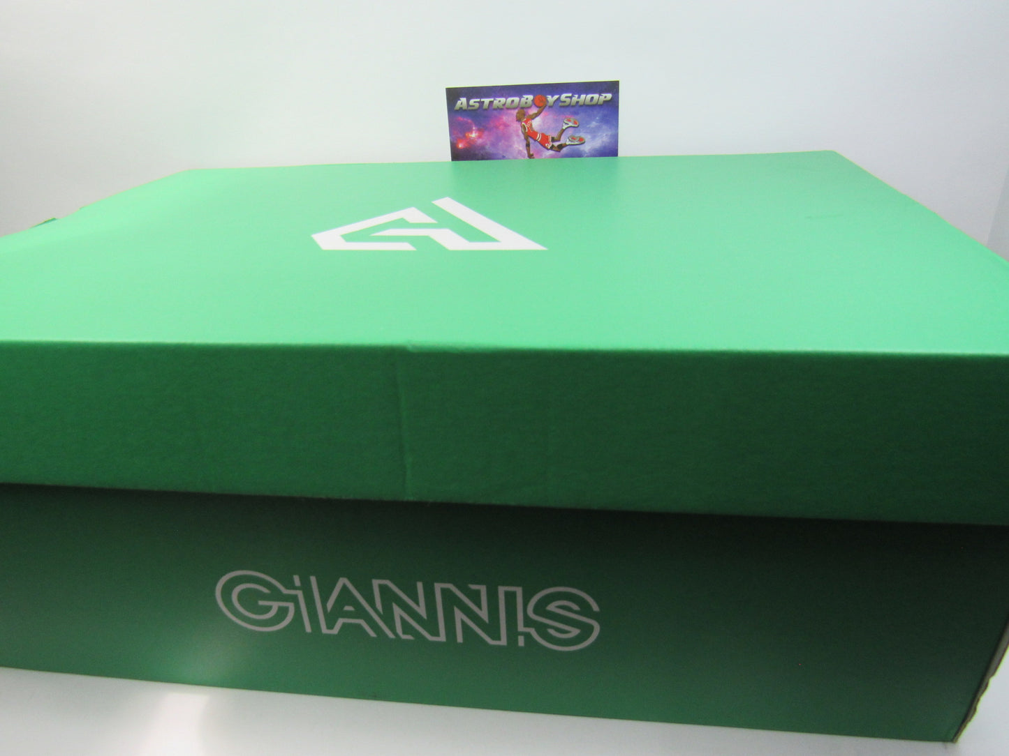 GIANNIS IMMORTALITY 4 RASPBERRY EN CAJA