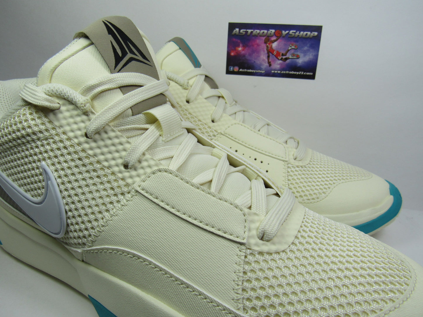 NIKE JA 1 MORANT VACATION EN CAJA