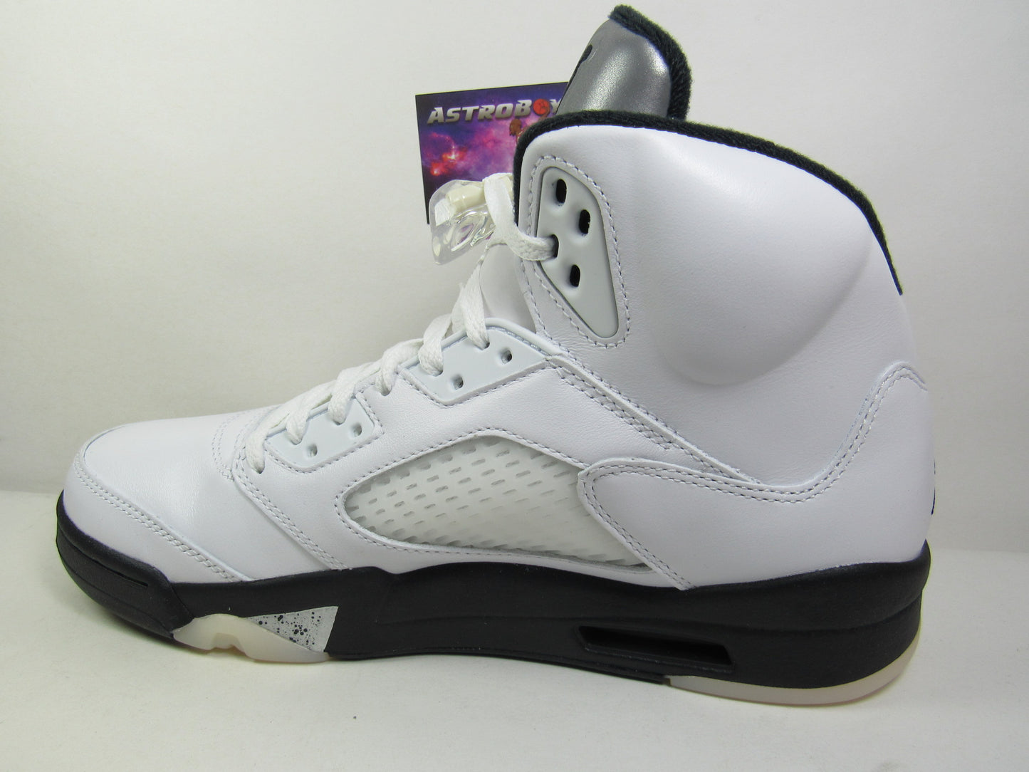 JORDAN 5 REVERSE METALLIC SILVER EN CAJA