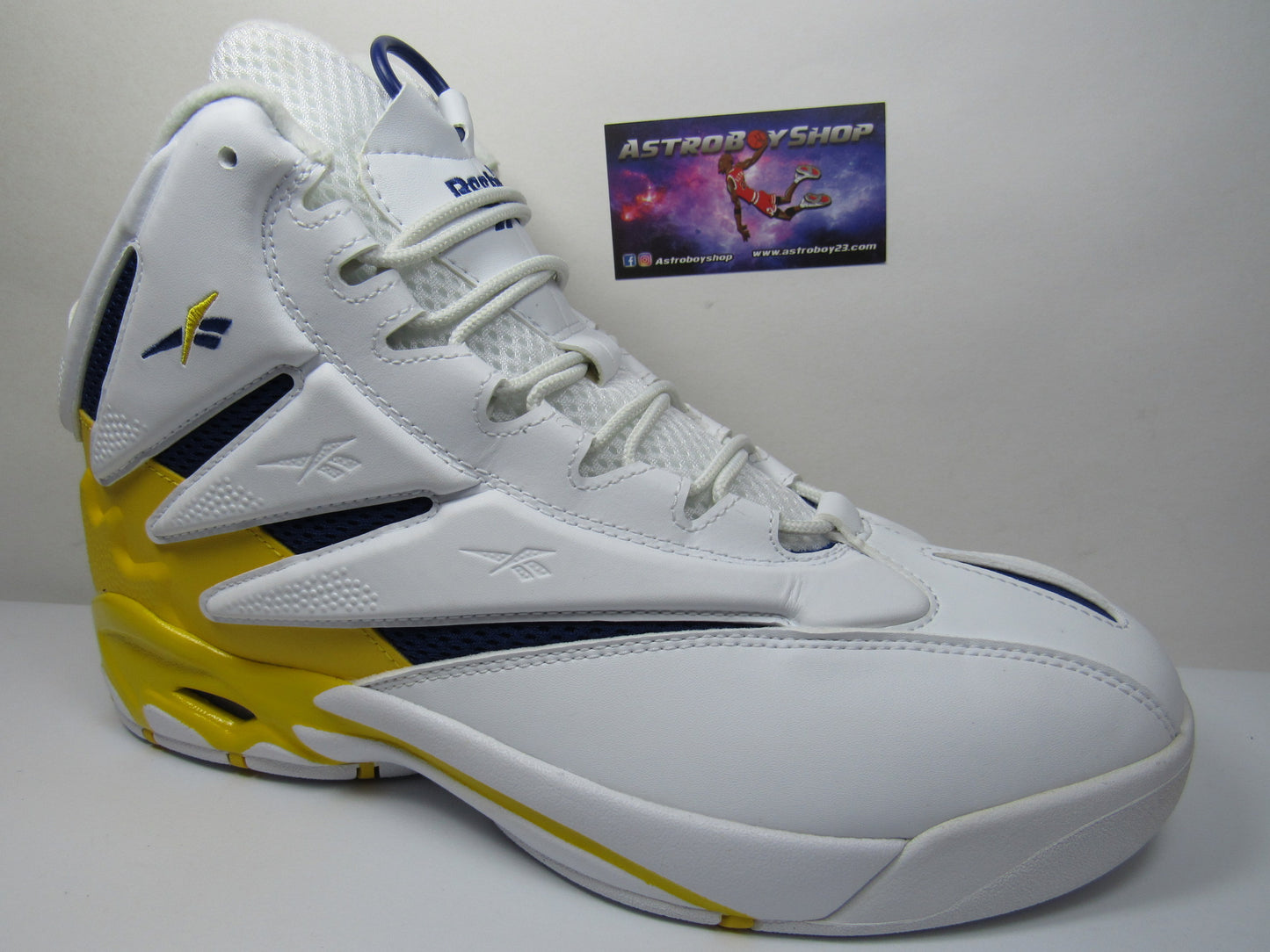 RBK THE BLAST LAKERS EN CAJA