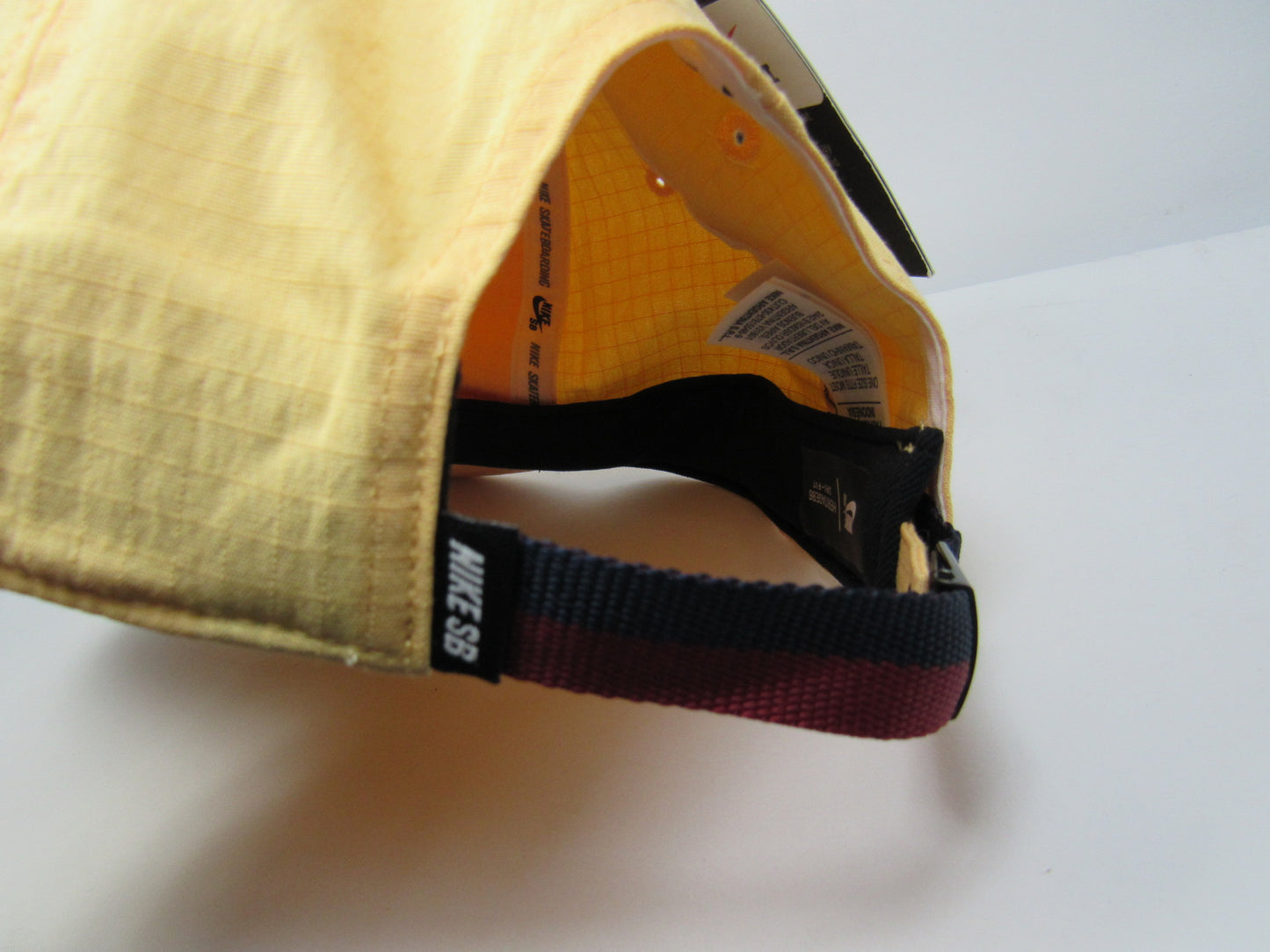 GORRA NIKE SB H86 CELESTIAL GOLD UNITALLA