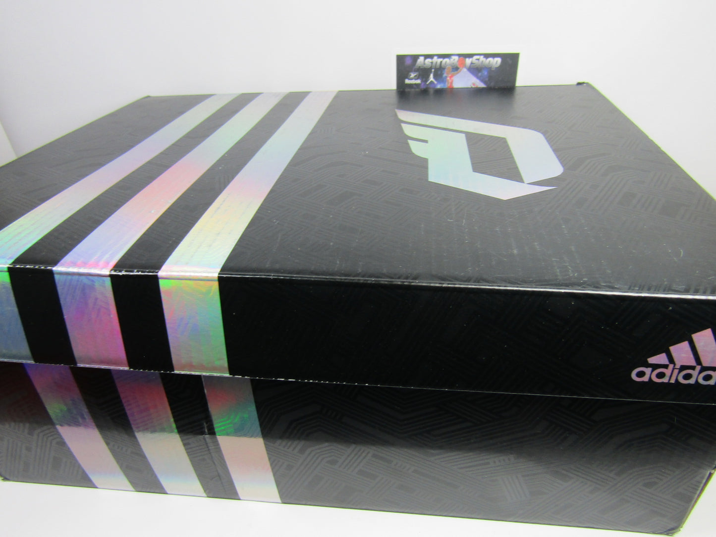 DAMIAN LILLARD 3 NCAA EN CAJA