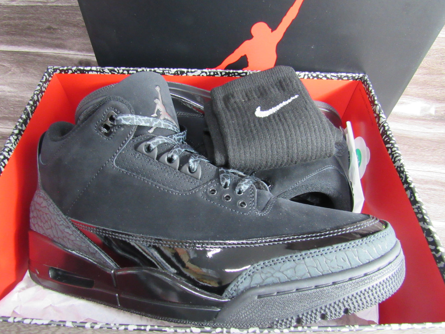 JORDAN 3 BLACK CAT EN CAJA