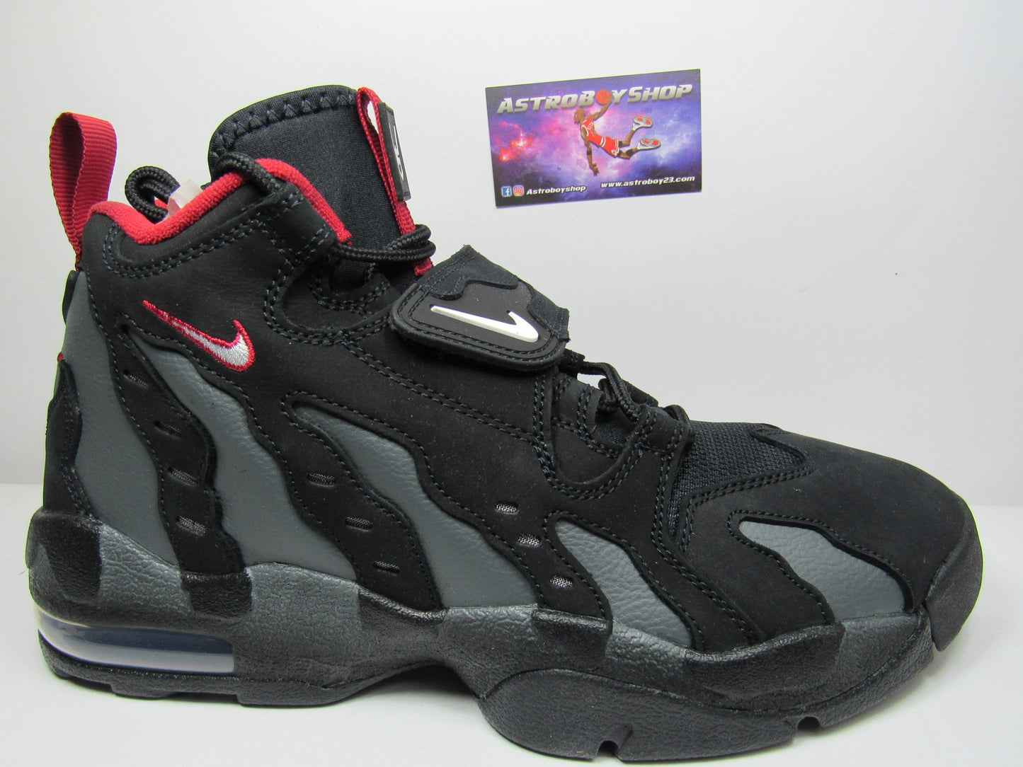 DEION SANDERS DT MAX 96 "FALCONS" EN CAJA