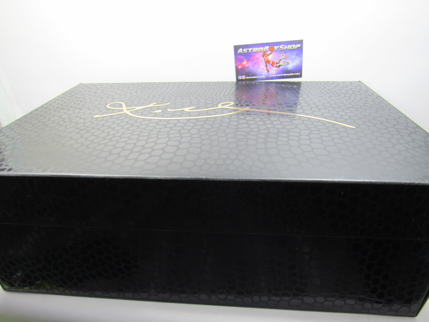 KOBE 9 ELITE WHAT THE 2025 EN CAJA