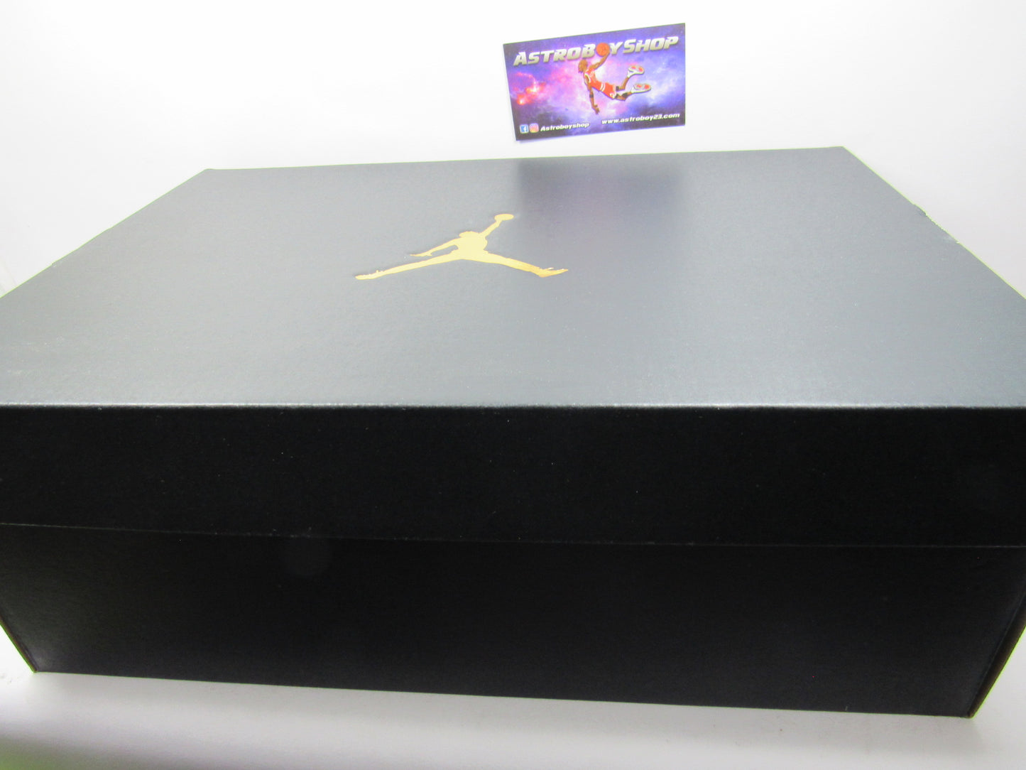 JORDAN STAY LOYAL 3 CAROLINA EN CAJA