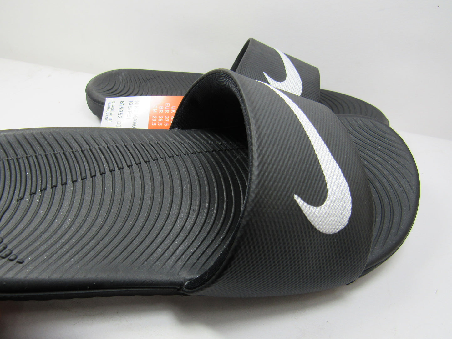 SANDALIAS NIKE KAWA BLACK EN CAJA