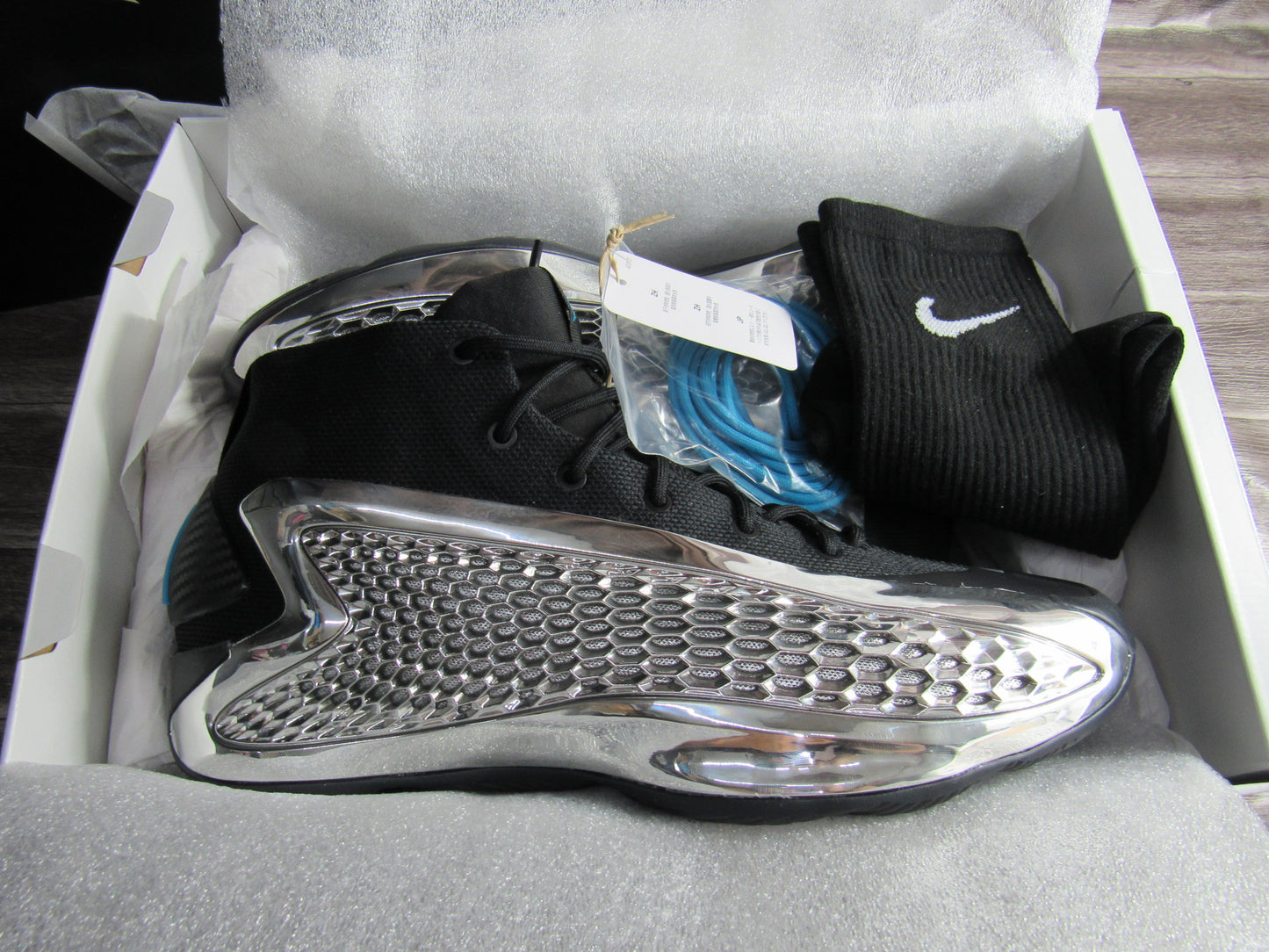 AE 1 ANTONHY EDWARDS METALLIC SILVER EN CAJA
