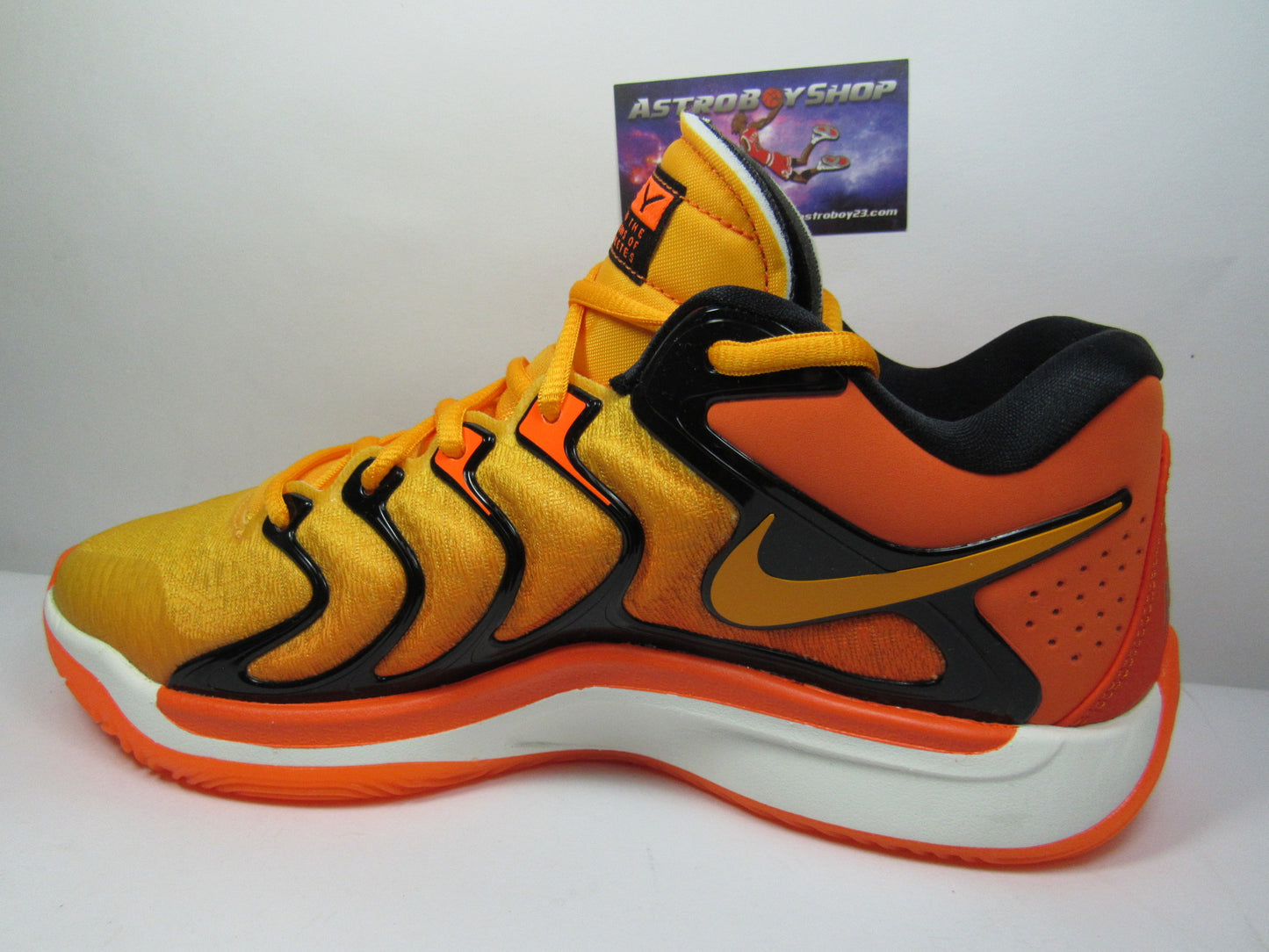 KEVIN DURANT 17 REAPER ORANGE EN CAJA