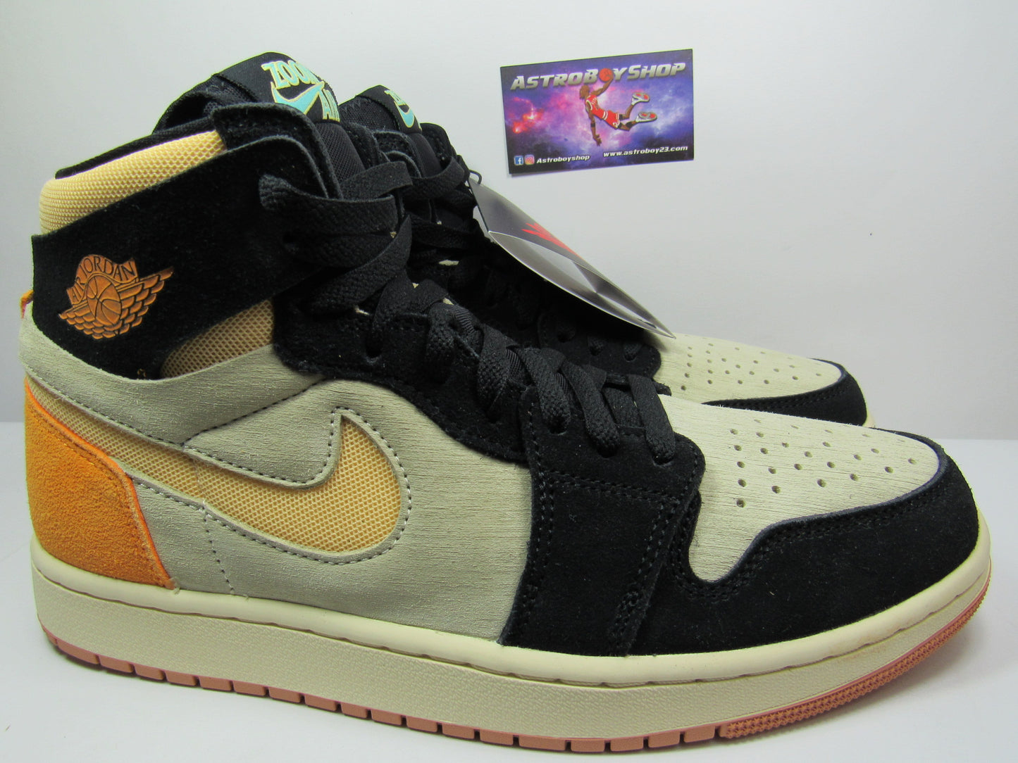 JORDAN 1 ZOOM COMFORT2 MUSLIN EN CAJA