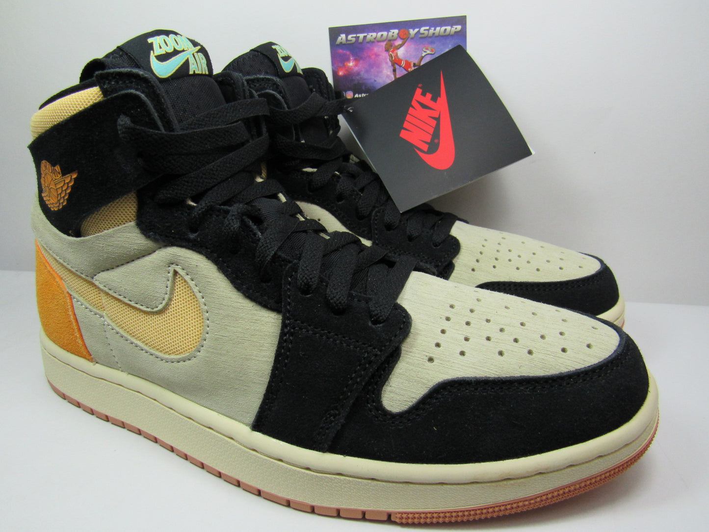 JORDAN 1 ZOOM COMFORT2 MUSLIN EN CAJA