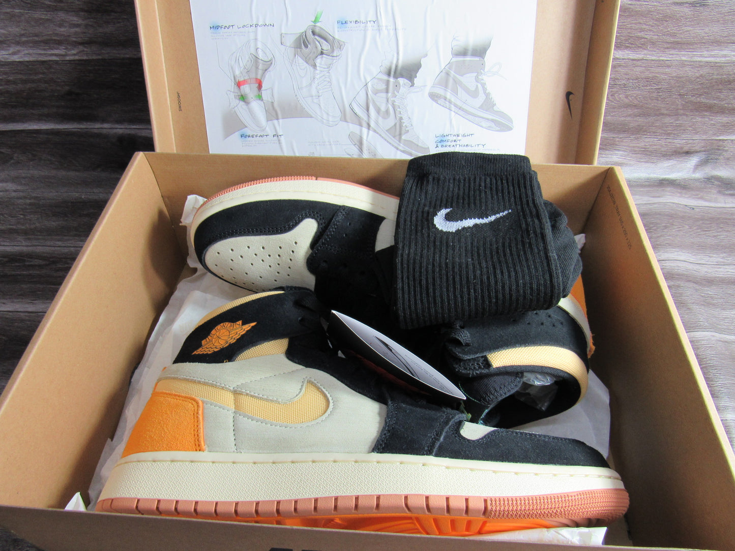 JORDAN 1 ZOOM COMFORT2 MUSLIN EN CAJA