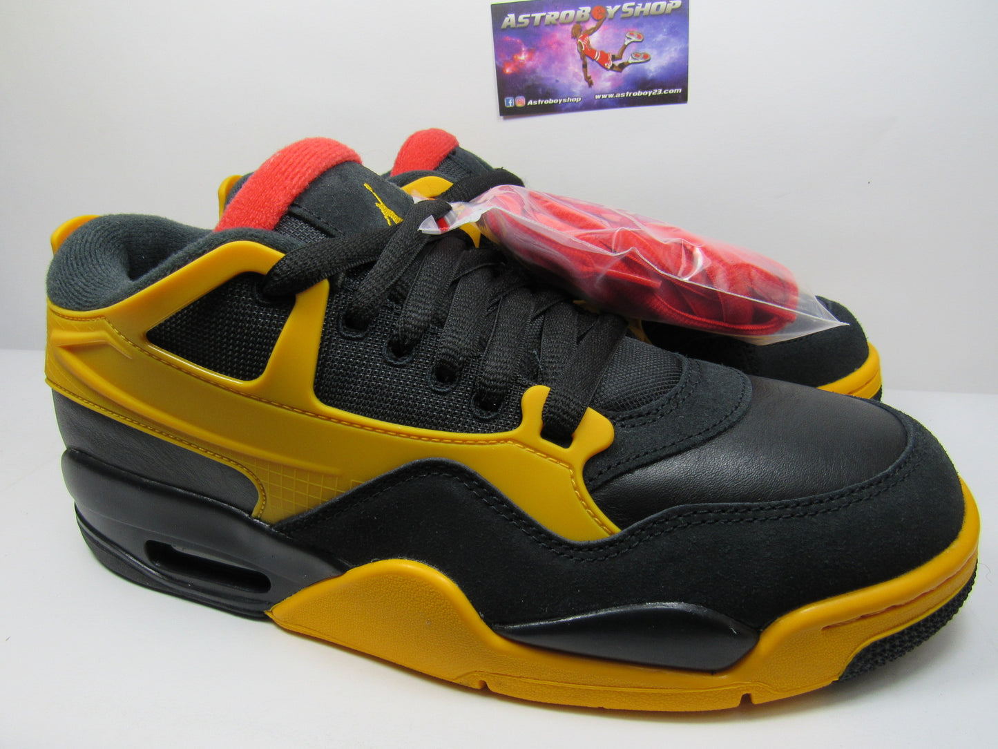 JORDAN 4 RM BRUCE LEE EN CAJA
