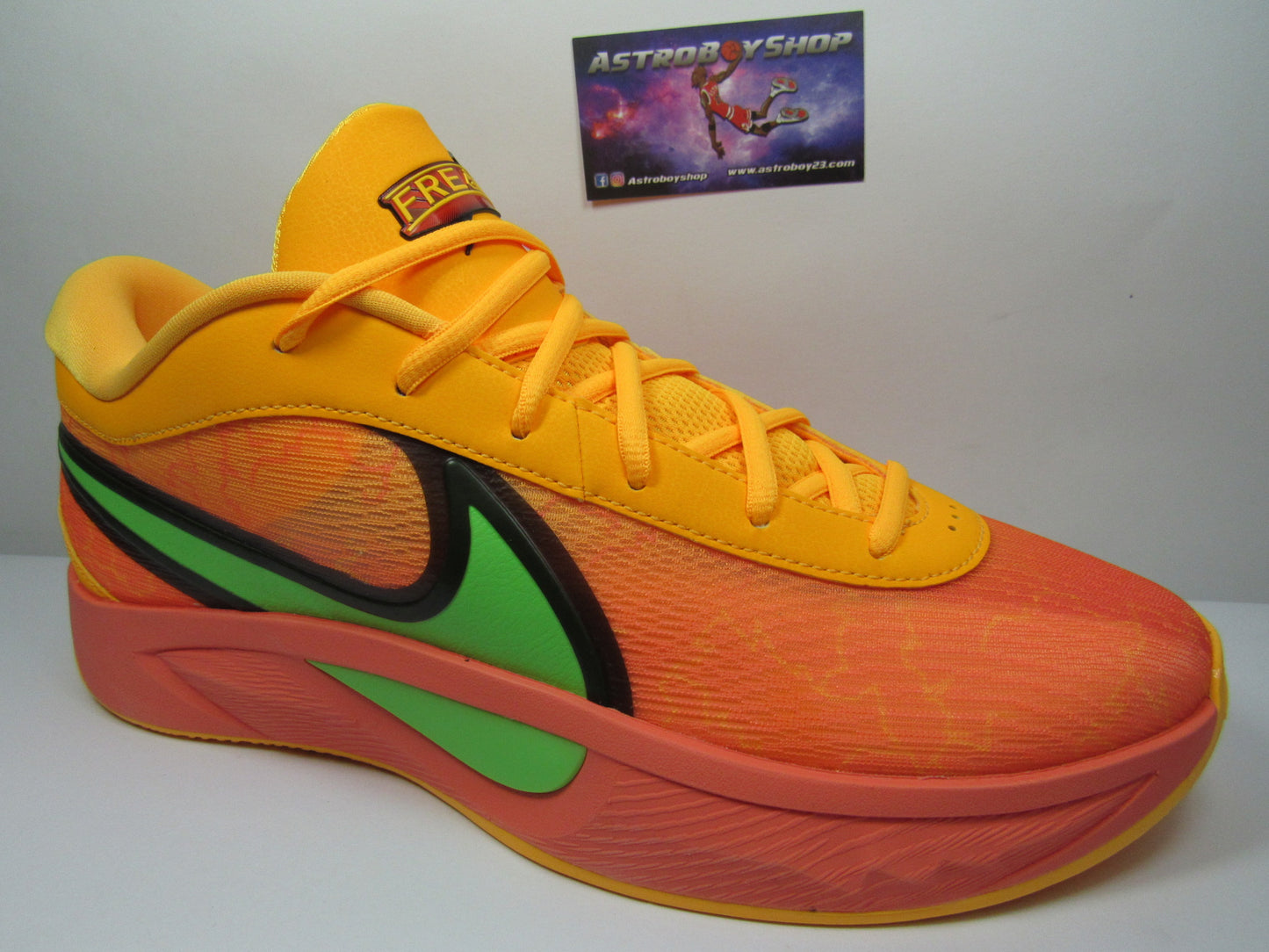GIANNIS FREAK 6 "HALLOWEN" EN CAJA